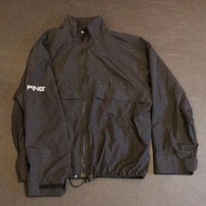 Ping Windbreaker Black Fold into pouch